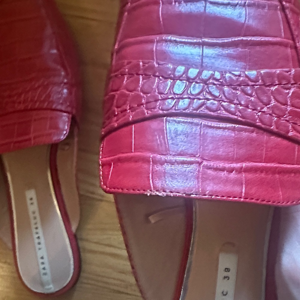 Zara Red Croc-Patterned Mules - image 6